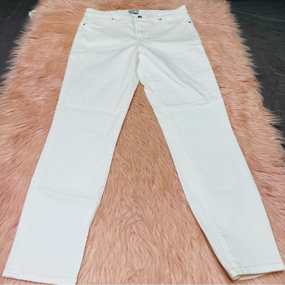 Abercrombie & Fitch Women's White Simone High Rise Super Skinny Jeans